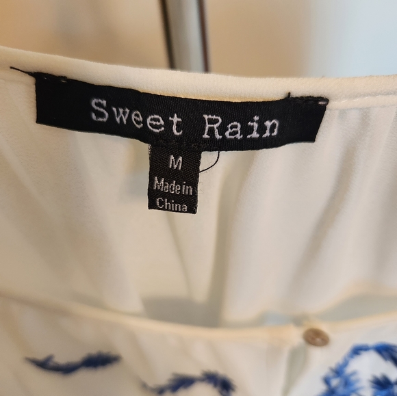 Blouse - Picture 3 of 5